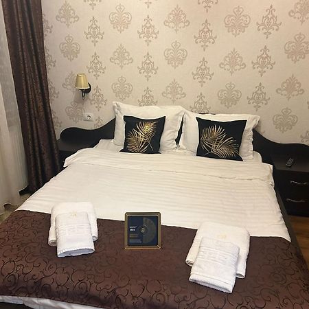 Готель Casa Alex Rasnov Екстер'єр фото
